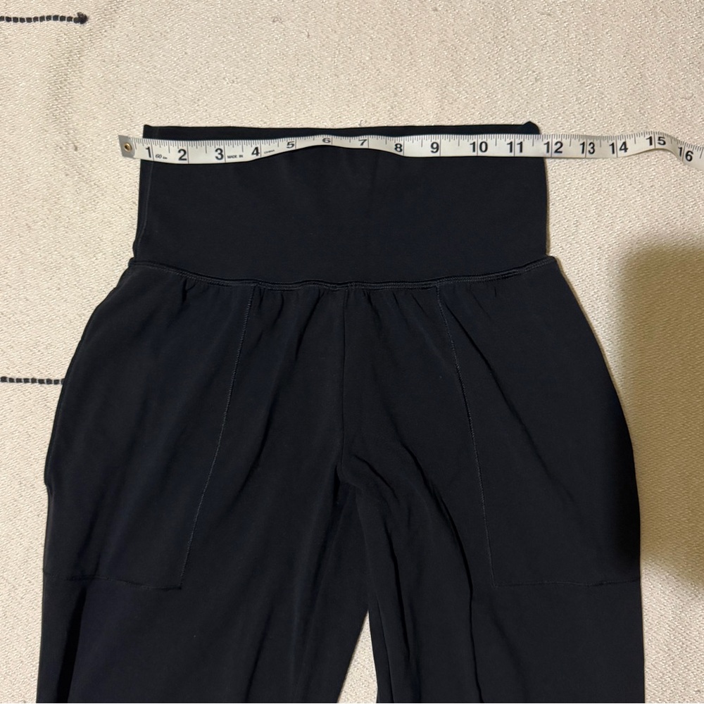 Athleta Salutation Jogger - Picture 3 of 8